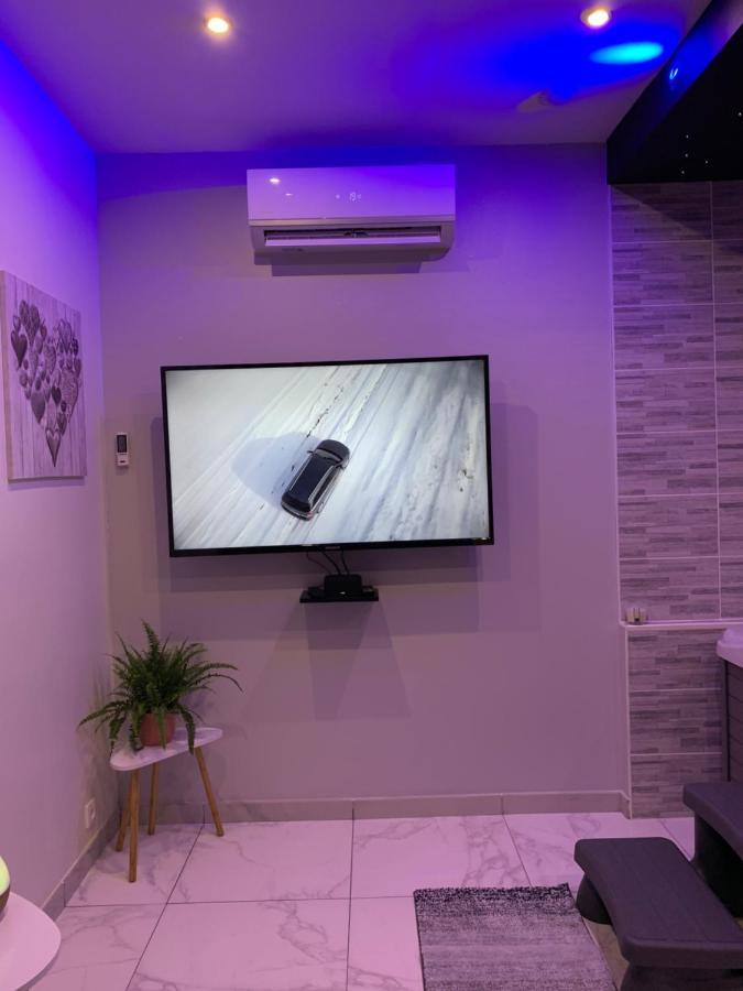 Appartement Spa Gingko, N1 Valenciennes, Wifi, Netflix Aulnoy-lez-Valenciennes Buitenkant foto